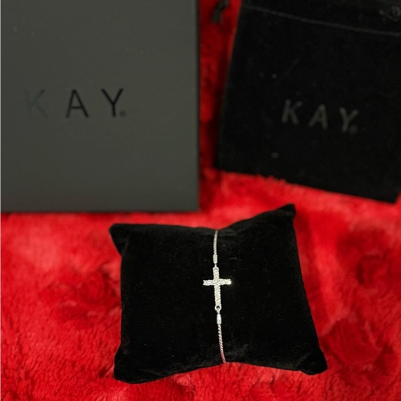 Kay Jewelers Silver Cross Bracelet - Picture 2 of 7